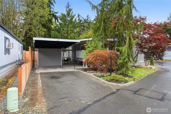 14322 Admiralty Way #27, Lynnwood, WA 98087