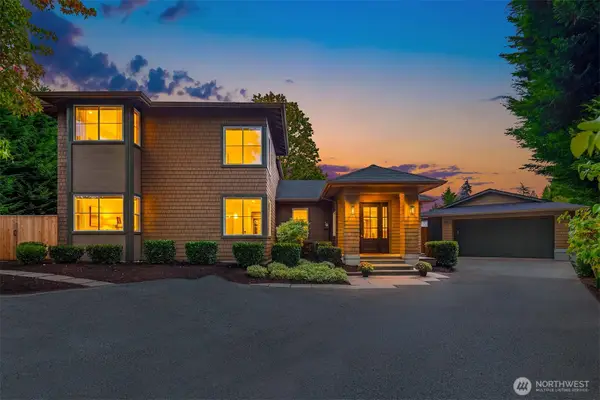 701 20th Avenue W, Kirkland, WA 98033