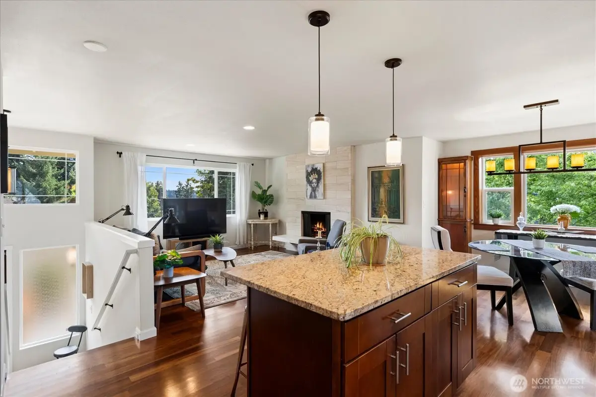 7957 30th Avenue Sw, Seattle, WA 98126 - #1