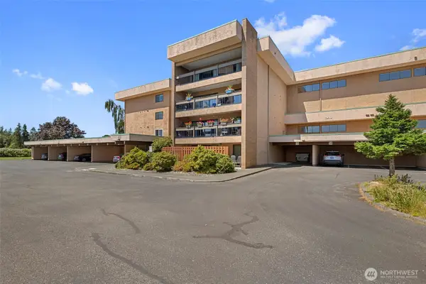 2021 N Laventure Road #201, Mount Vernon, WA 98273
