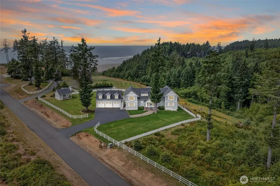 30 Chauncey Lane W, Pacific Beach, WA 98571 - #2