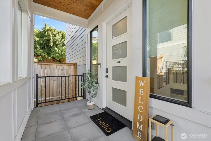 328 Slater Street S, Kirkland, WA 98033 - #3