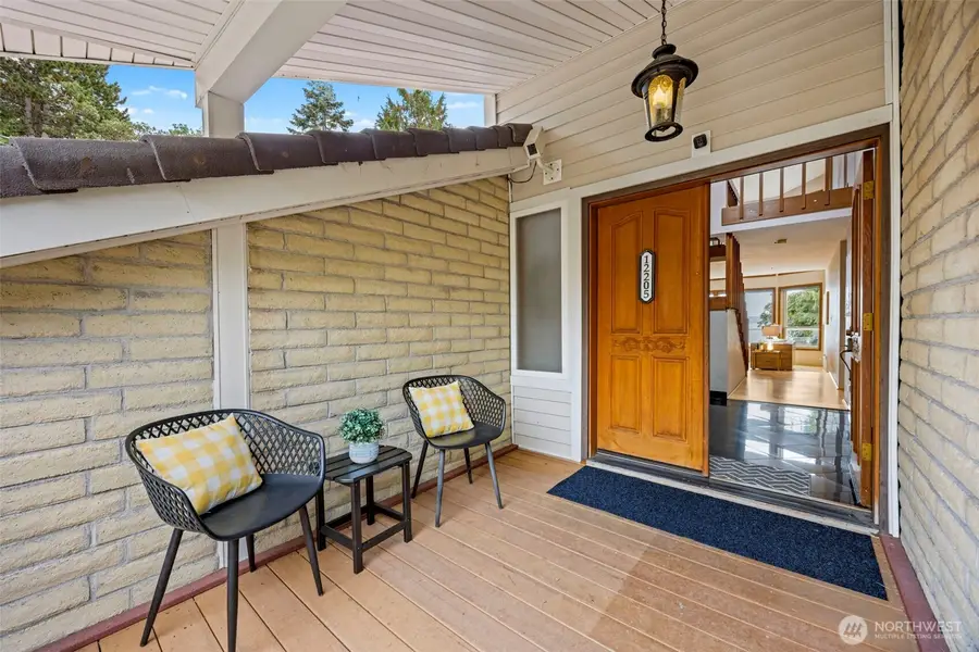 12205 Shorewood Drive Sw, Burien, WA 98146 - #3