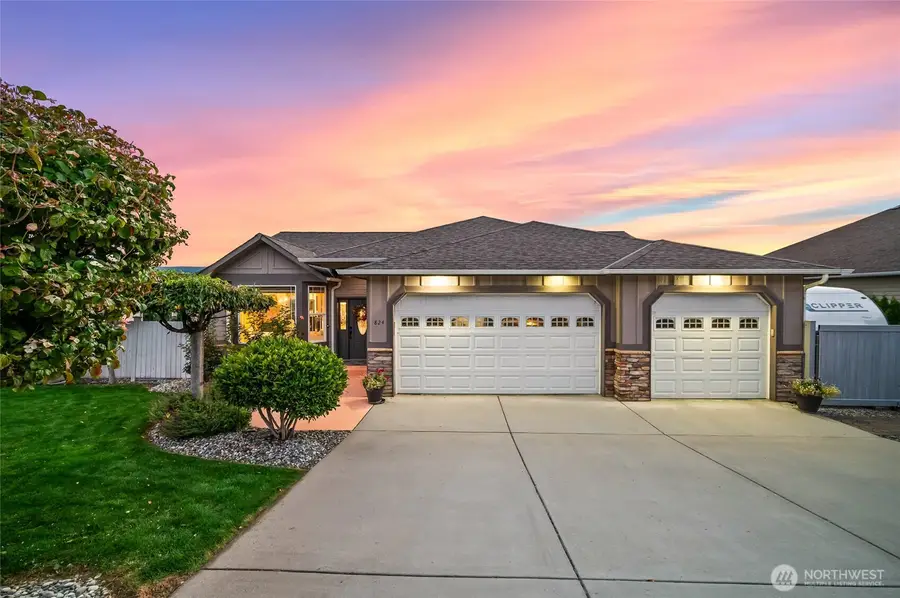 824 Briarwood Terrace, East Wenatchee, WA 98802 - #2