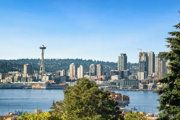 5053 35th Avenue Sw, Seattle, WA 98126