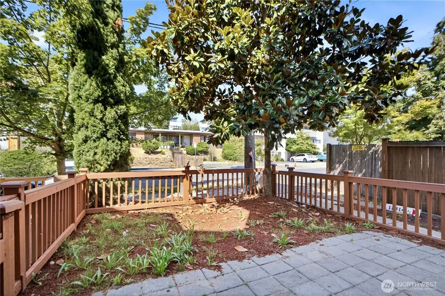 12316 33rd Avenue Ne #C, Seattle, WA 98125 - #2