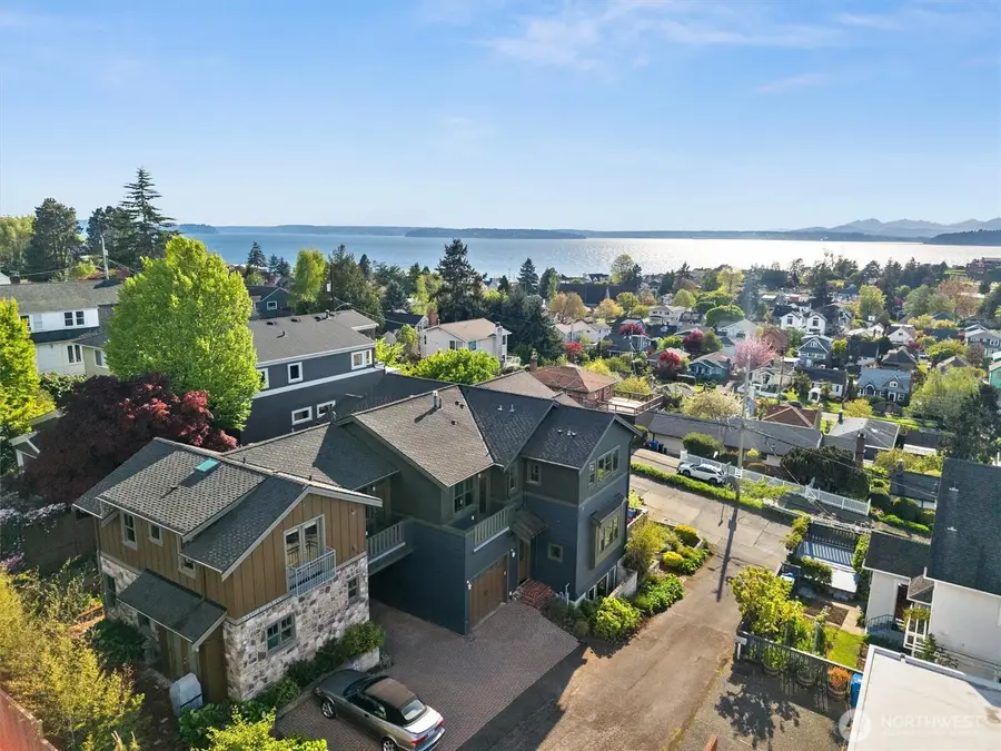 3310 59th Avenue Sw #A, Seattle, WA 98116 - #3