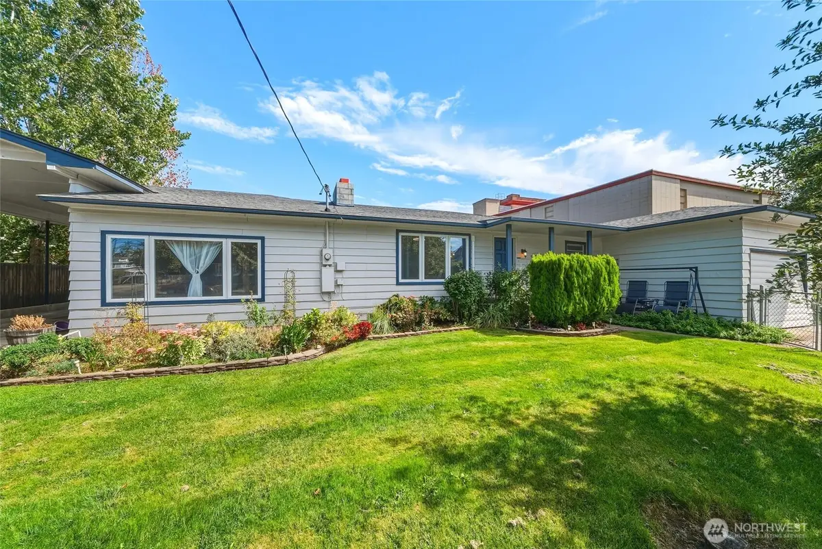 415 S 4th Avenue, Walla Walla, WA 99362 - #1