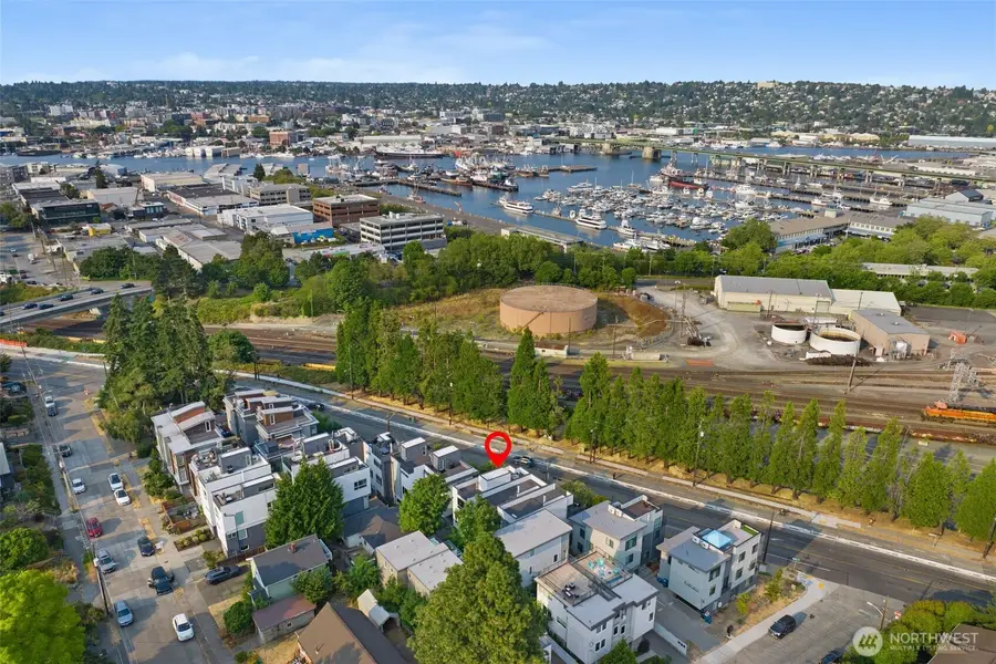 3817 Gilman Avenue W, Seattle, WA 98199 - #2