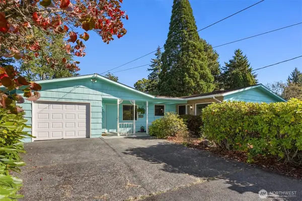1322 Ivy Road, Bremerton, WA 98310
