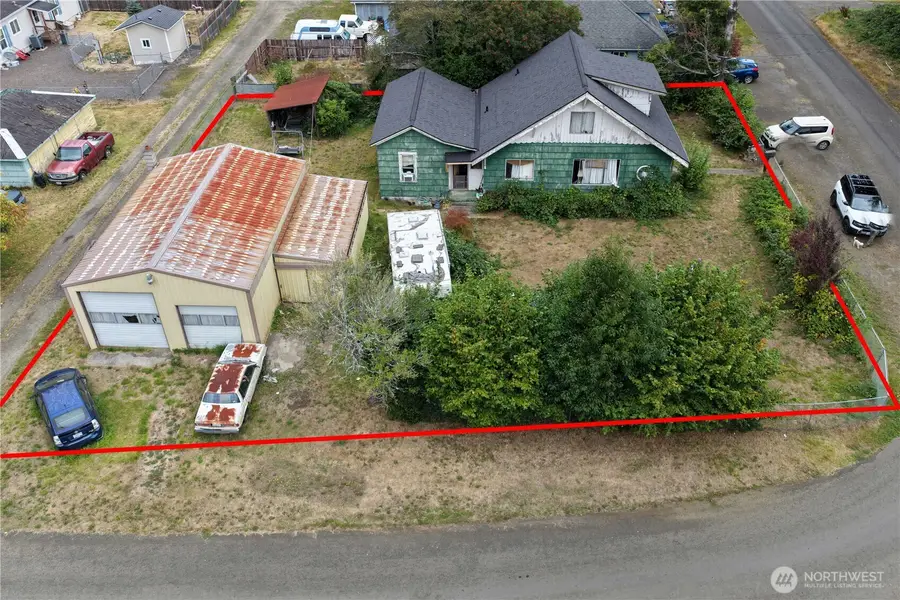 1010 Godfrey Street, Raymond, WA 98577 - #2