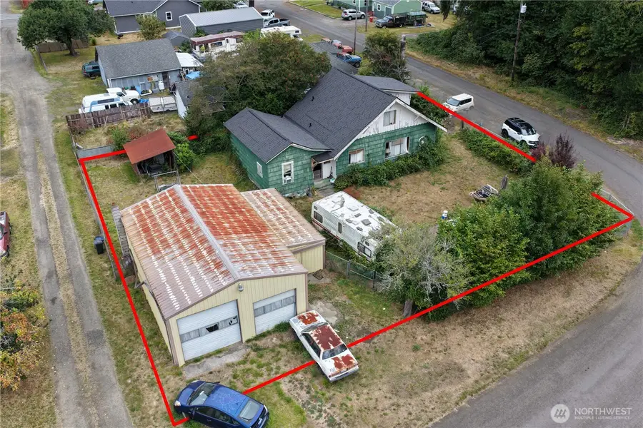 1010 Godfrey Street, Raymond, WA 98577 - #3