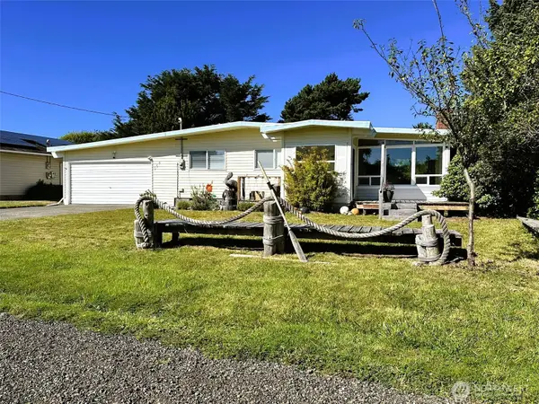 564 Ensign Avenue Nw, Ocean Shores, WA 98569