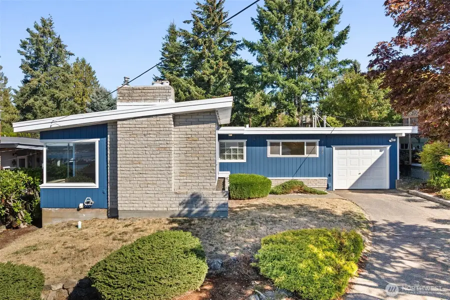 2124 E 17th Street, Bremerton, WA 98310 - #3