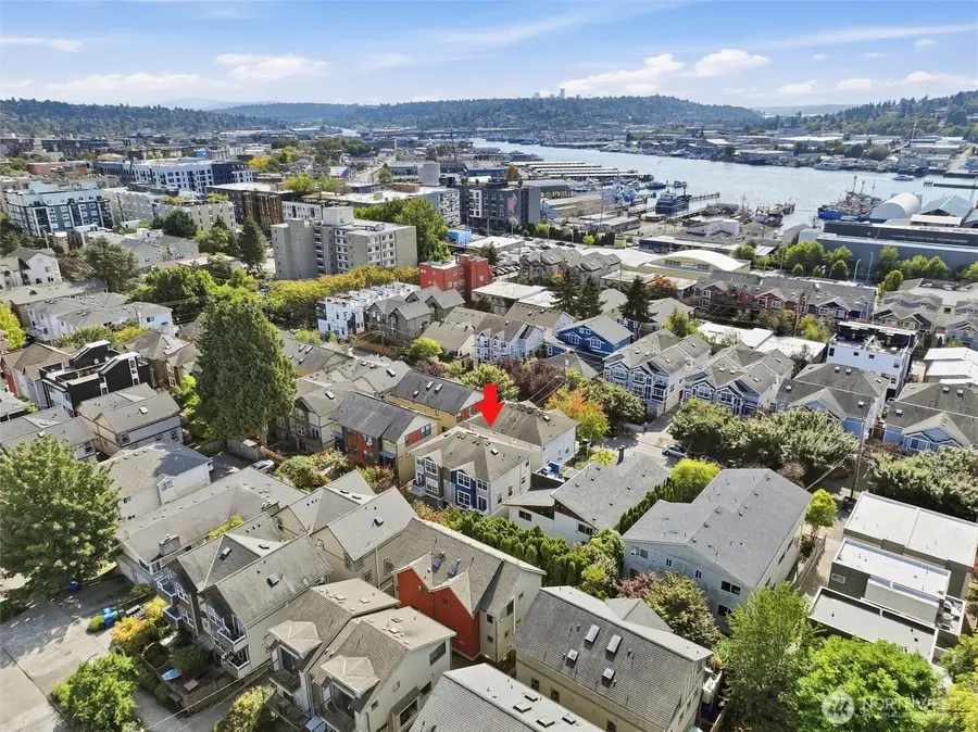 2628 57th Street, Seattle, WA 98107 - #3