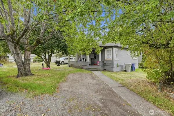 1503 Davis Avenue S, Renton, WA 98055
