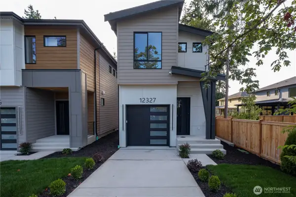12327 80th Ave Ne, Kirkland, WA 98034