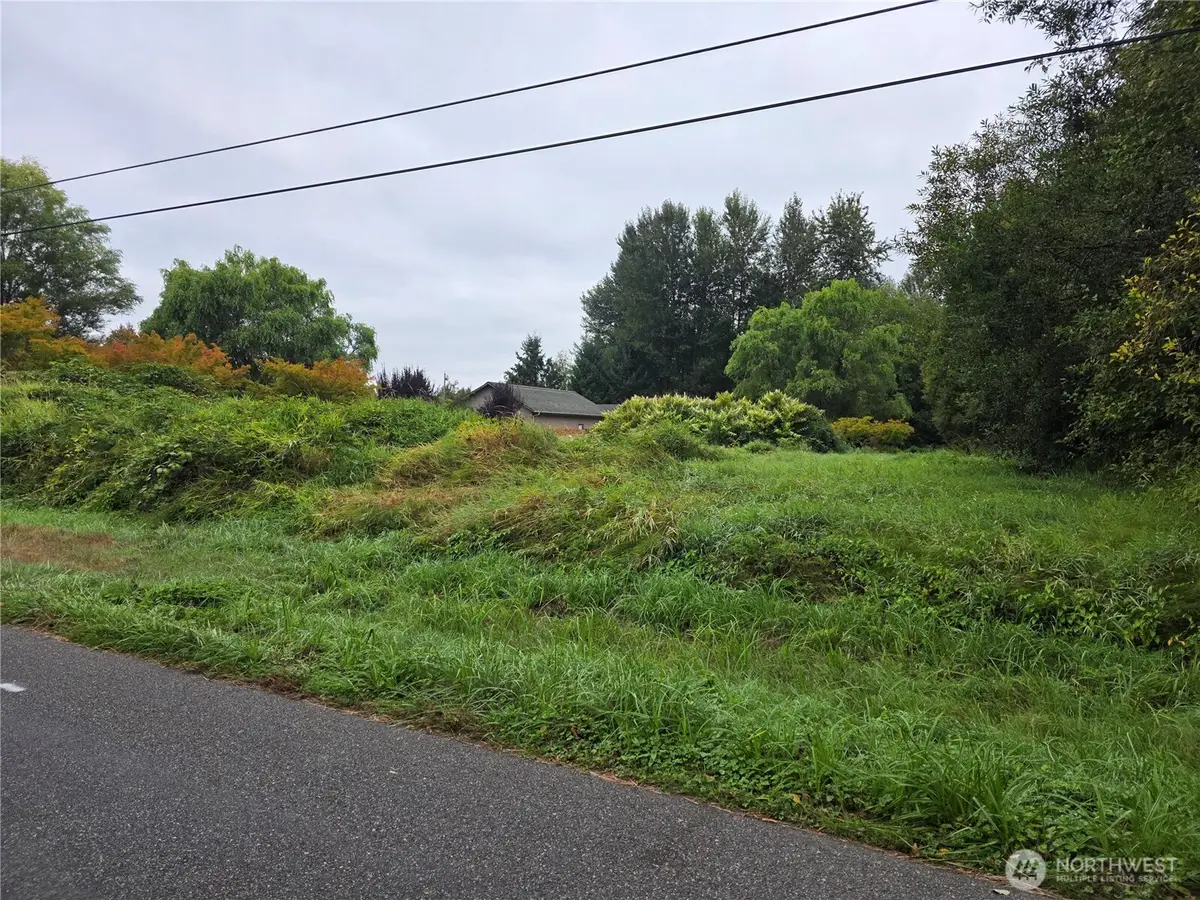 1003 12th Avenue Sw, Puyallup, WA 98372 - #1