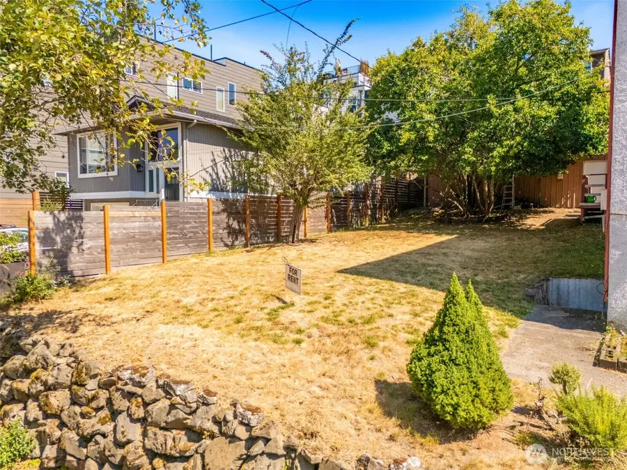 810 29th Avenue S #13, Seattle, WA 98144 - #2