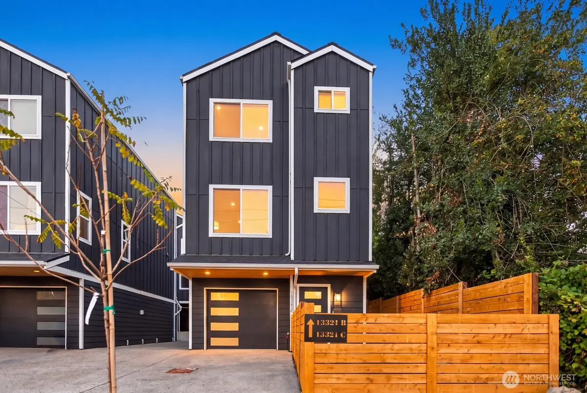 13321 3rd Avenue Ne #D, Seattle, WA 98125 - #1