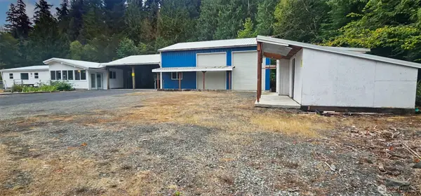 113 Skinner Road, Randle, WA 98377