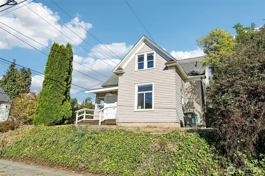 6558 16th Avenue Nw, Seattle, WA 98117 - #3