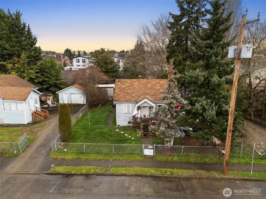6754 40th Avenue S #8, Seattle, WA 98118 - #3