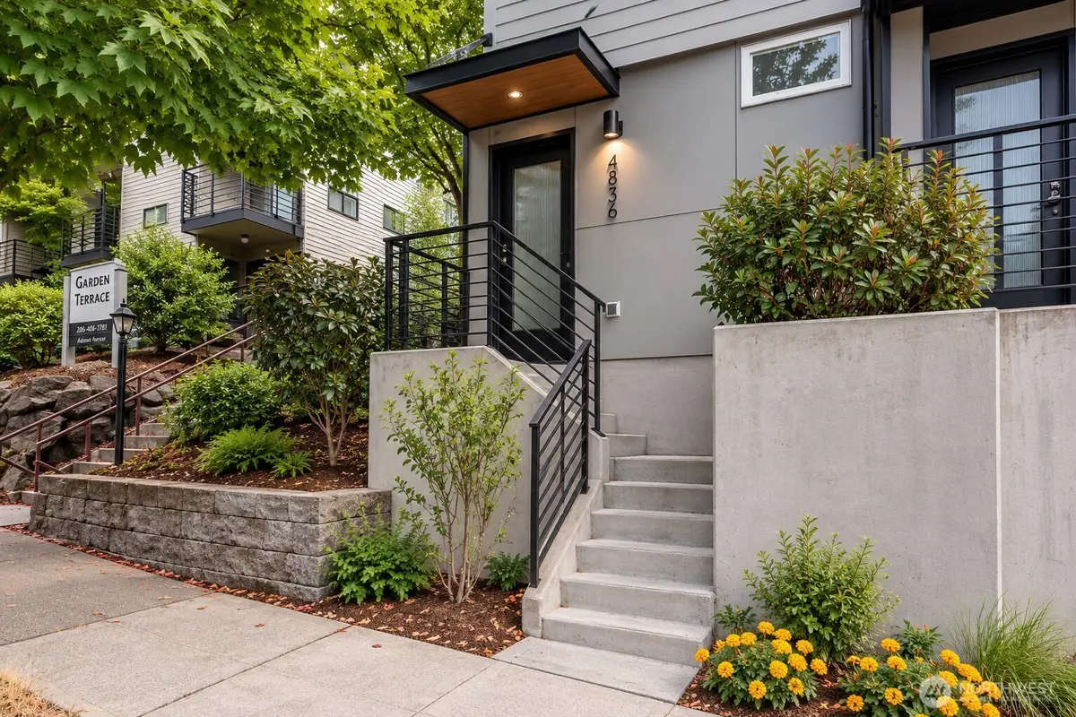 4836 Fauntleroy Way Sw, Seattle, WA 98116 - #1