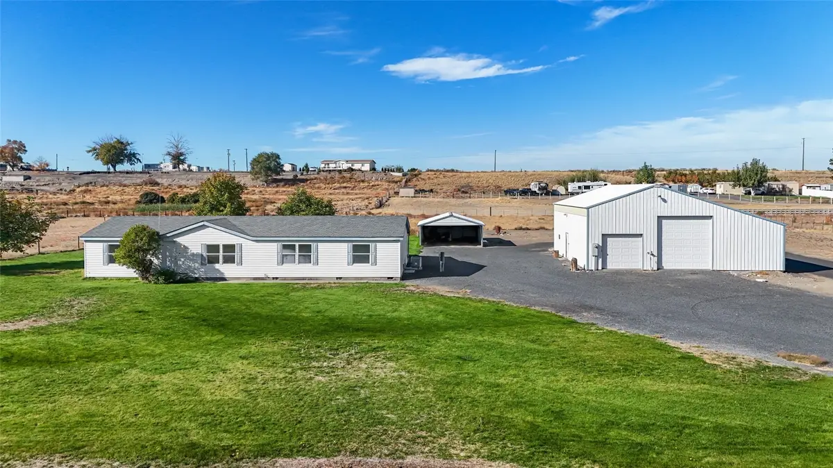 5748 SE Rd J.2, Moses Lake, WA 98837 - #1