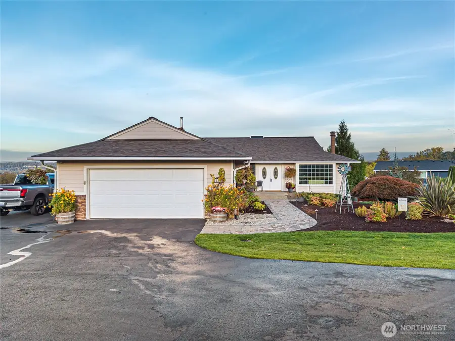 8203 Woodland Avenue E, Puyallup, WA 98371 - #2