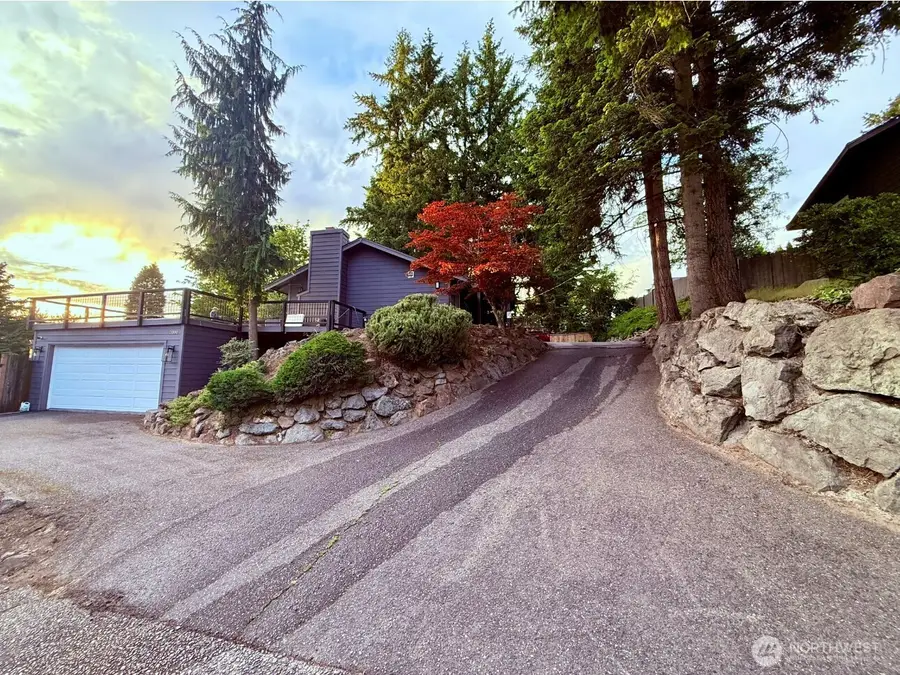 2000 NE 27th Street, Renton, WA 98056 - #2