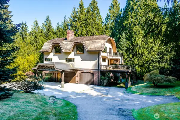 12202 SW 164th Street, Vashon, WA 98070