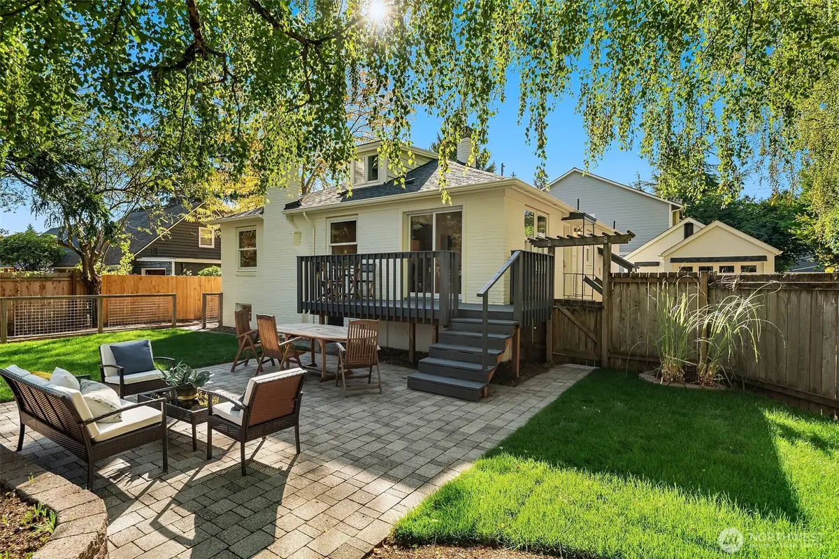 8015 42nd Avenue Ne, Seattle, WA 98115 - #1