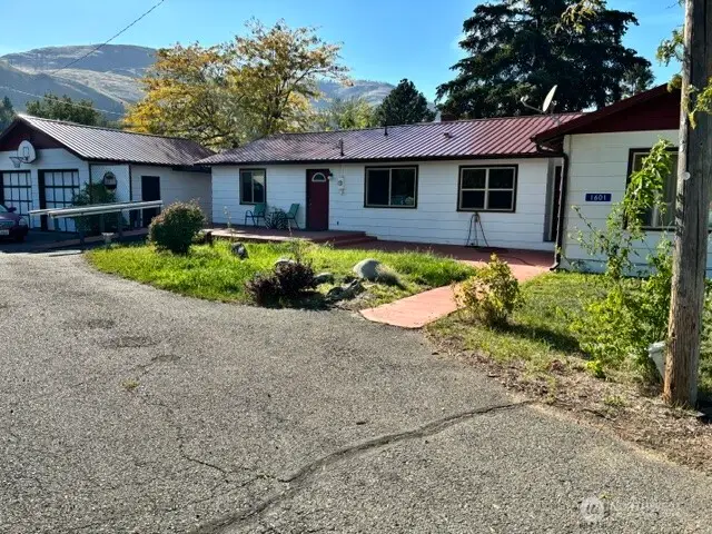 1601 Kernan Road, Oroville, WA 98844 - #2