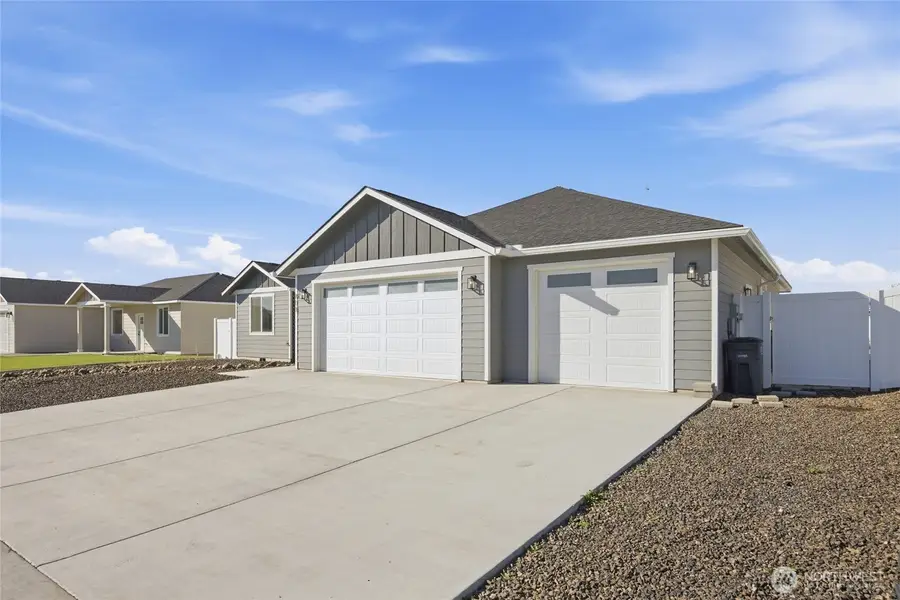 913 6th Avenue Ne, Ephrata, WA 98823 - #3