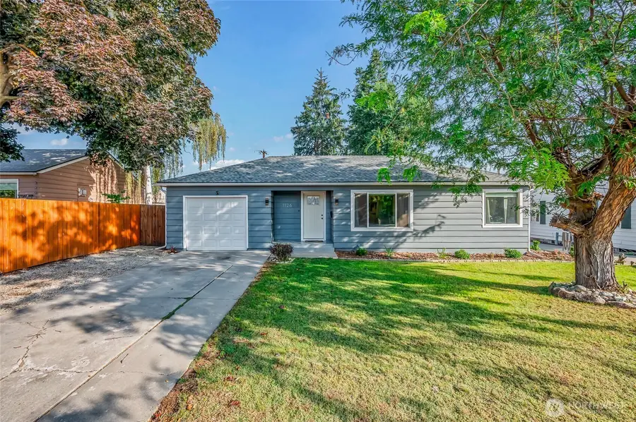 1126 8th Street, Wenatchee, WA 98801 - #2