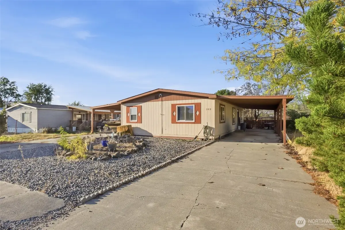 353 5th Avenue Ne, Ephrata, WA 98823 - #1