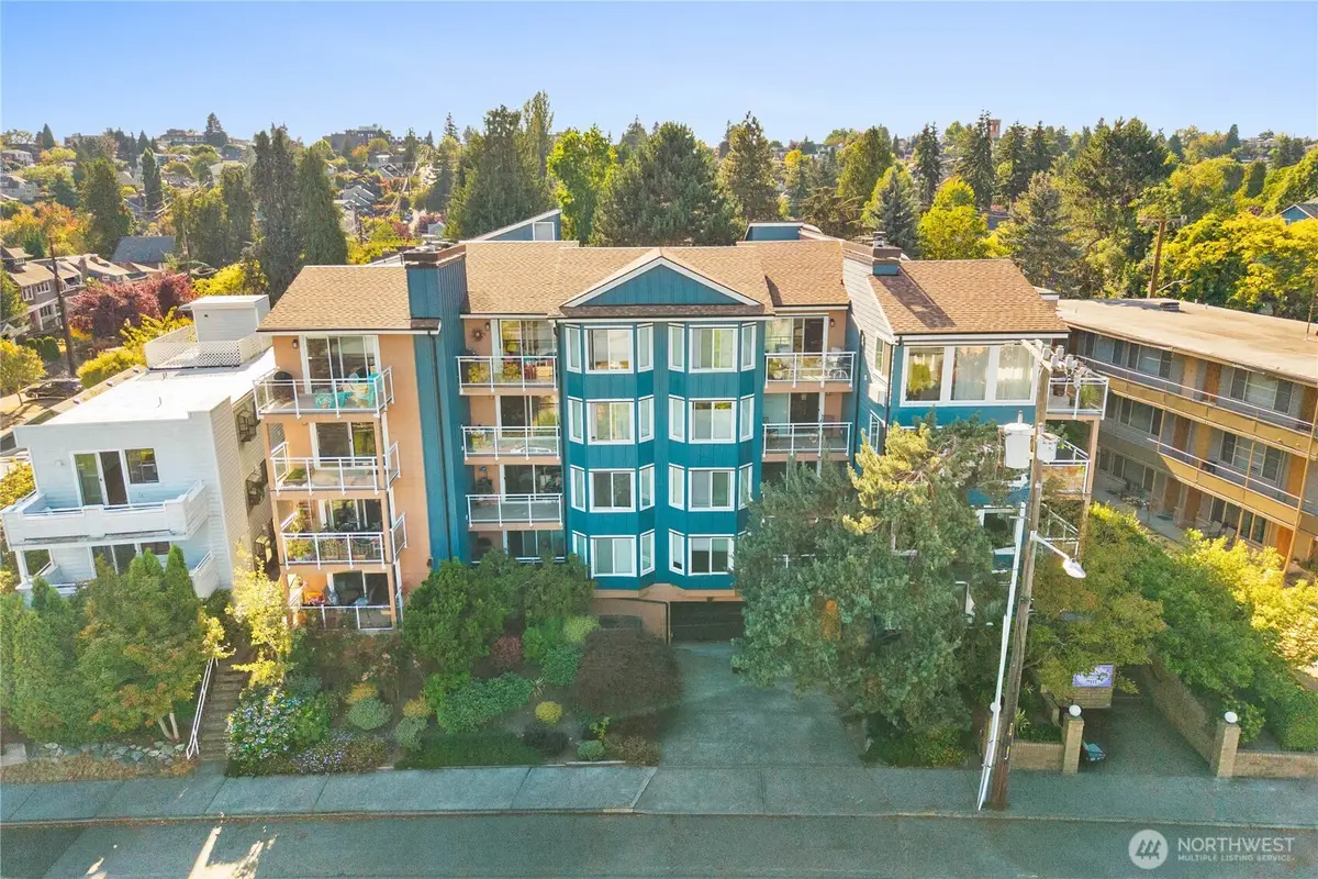 7111 Linden Avenue N #304, Seattle, WA 98103 - #1