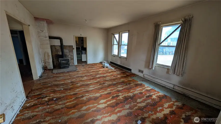 1811 W 5th Street, Port Angeles, WA 98363 - #3