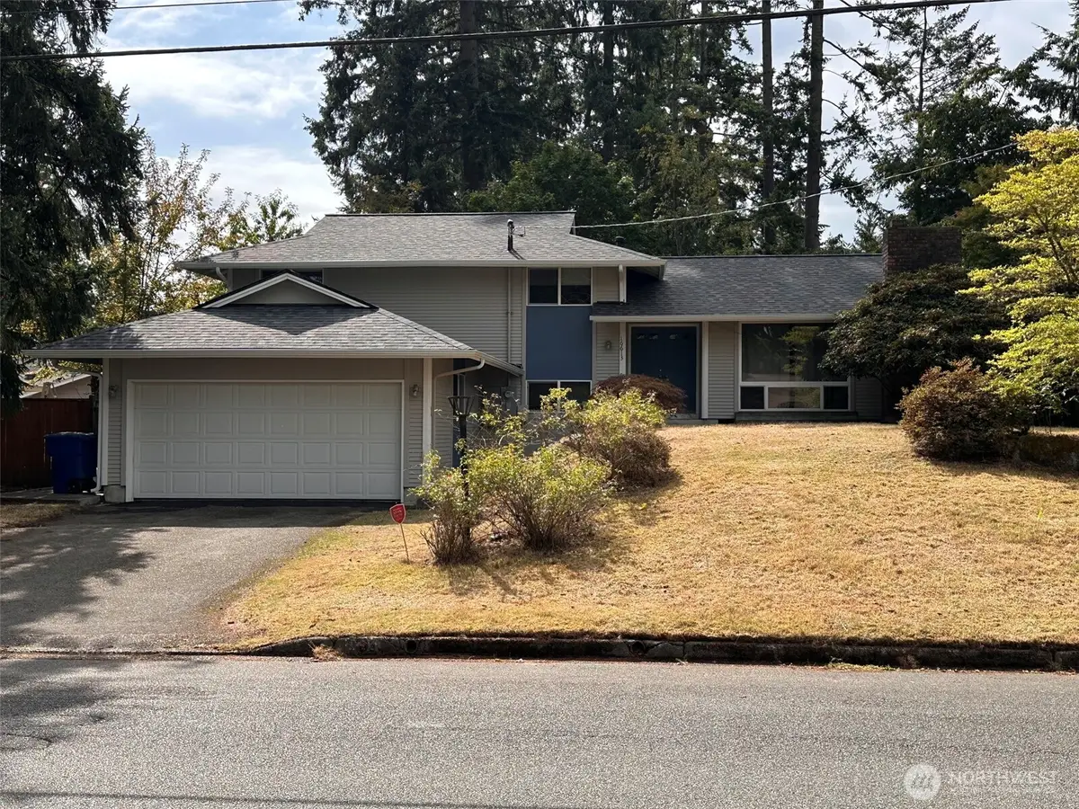 16613 NE 18th Street, Bellevue, WA 98008 - #1