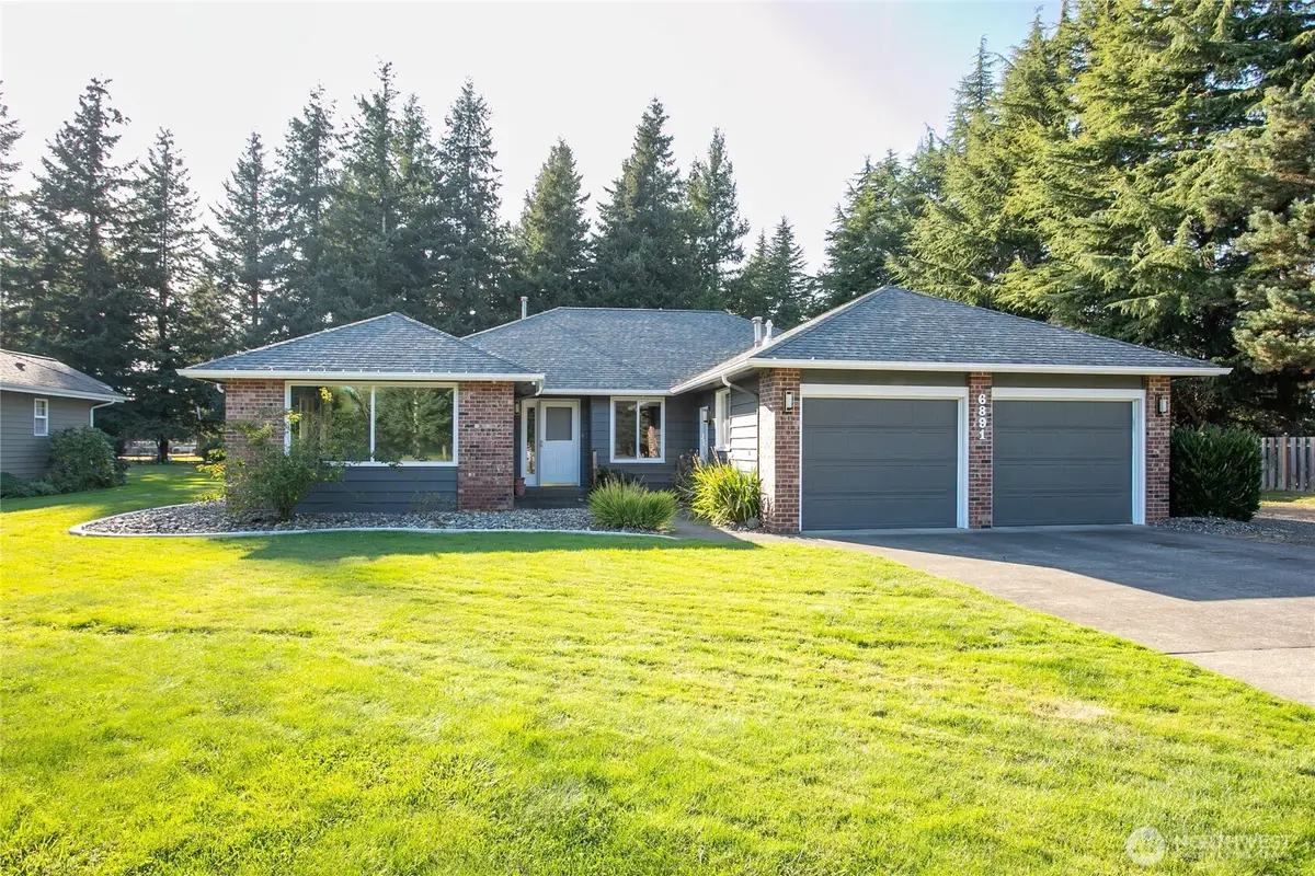 6891 Raspberry Drive, Everson, WA 98247 - #1
