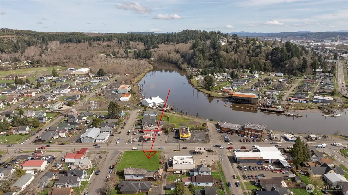 219 Lincoln St, Hoquiam, WA 98550 - #1