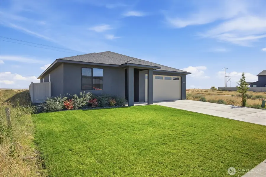 930 L Street Ne, Ephrata, WA 98823 - #2