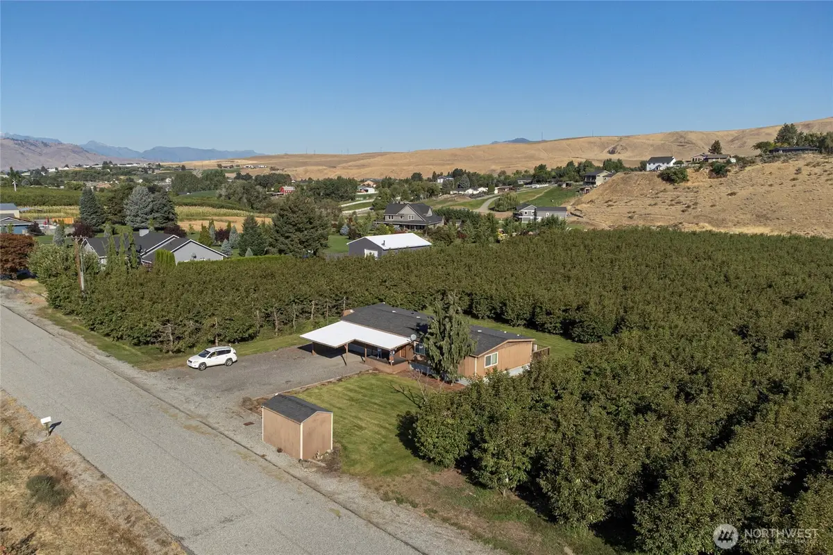 2931 5th Street Ne, East Wenatchee, WA 98802 - #1