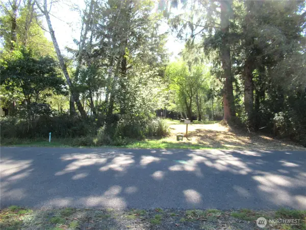 861 Hassalo Avenue Se #260 & 261, Ocean Shores, WA 98569