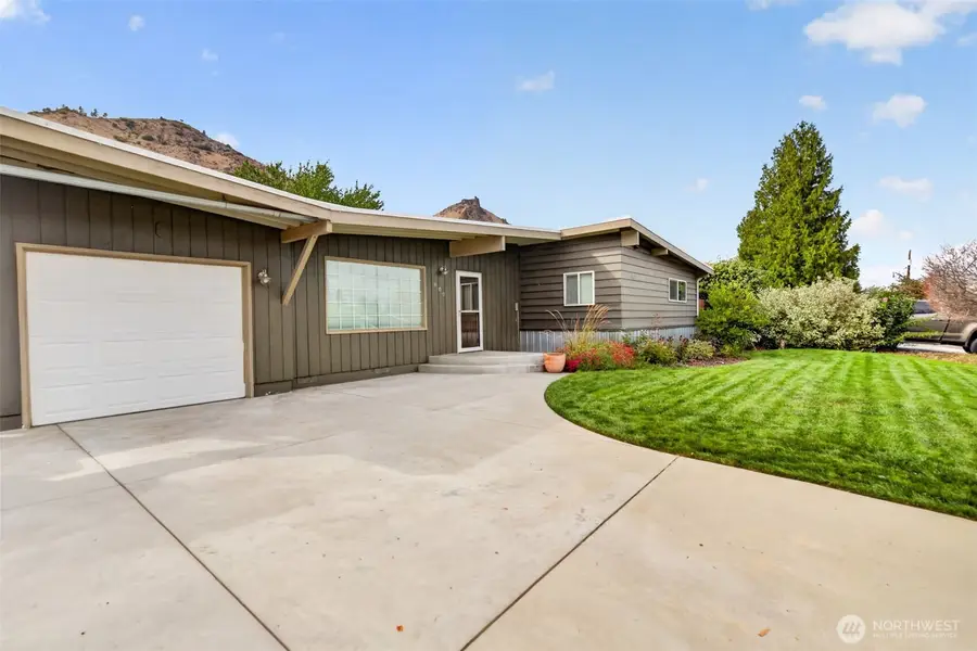 800 Grandview Avenue, Wenatchee, WA 98801 - #3