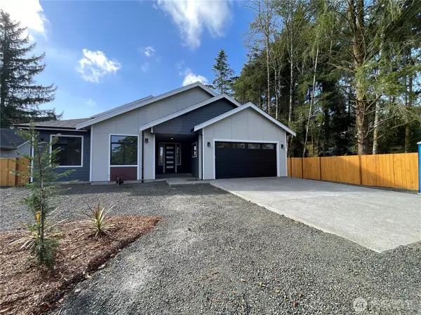 395 Duck Lake Drive Ne, Ocean Shores, WA 98569