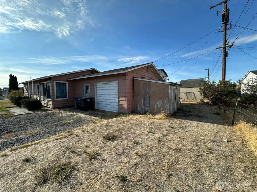 514 S Schneirla Street, Moses Lake, WA 98837 - #2