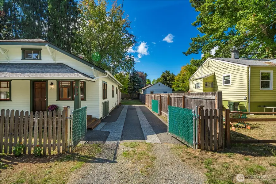 917 Garrison Street Ne, Olympia, WA 98506 - #2