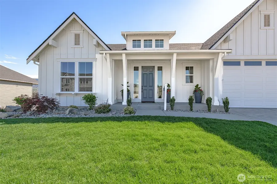 1580 S Kelvin Court, East Wenatchee, WA 98802 - #3